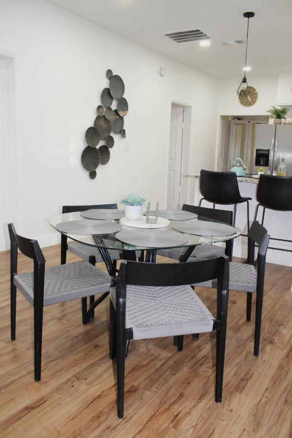 3 Bedroom Modern Ybor City Home- Pet Friendly แทมปา ภายนอก รูปภาพ