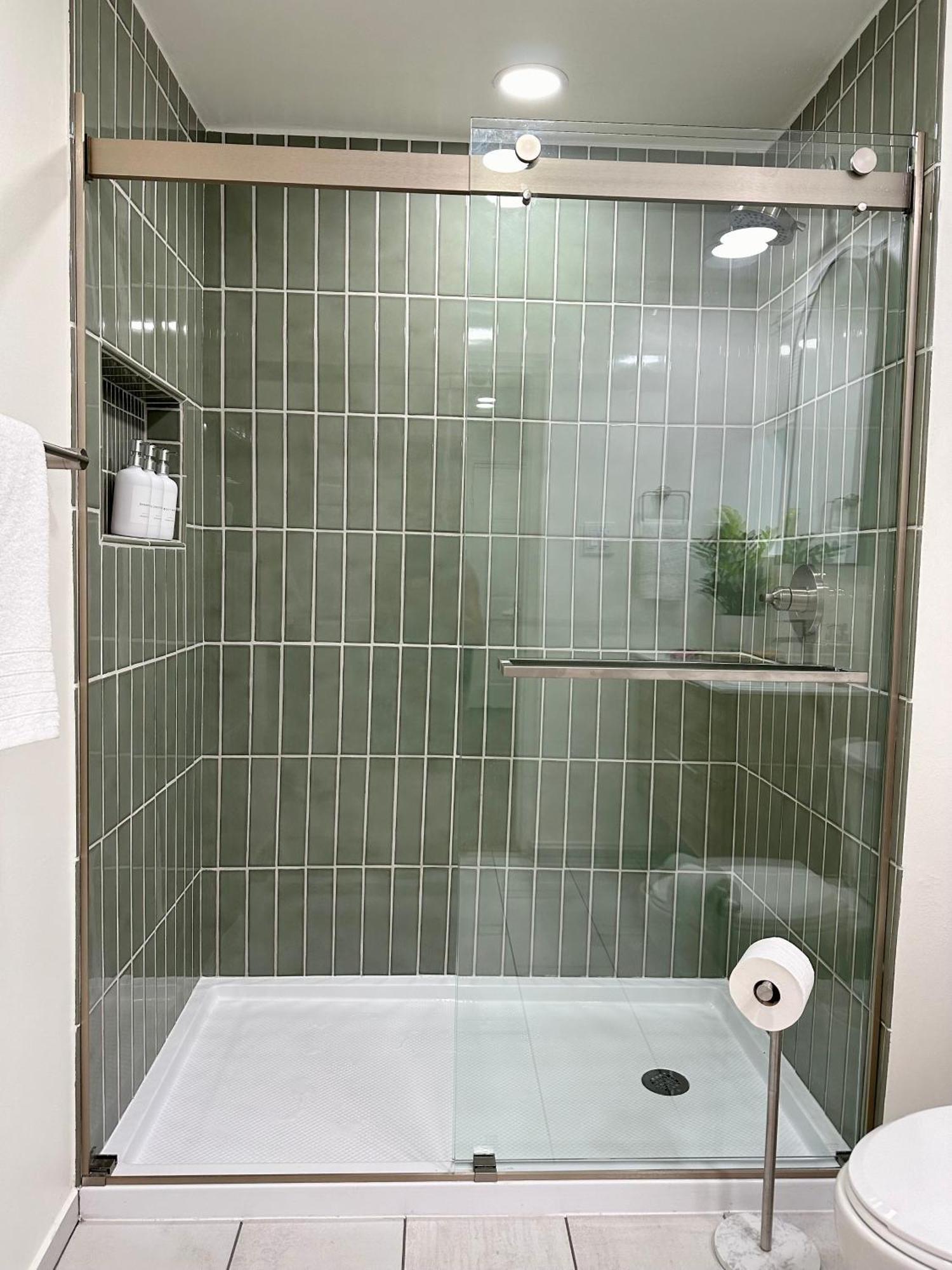 3 Bedroom Modern Ybor City Home- Pet Friendly แทมปา ภายนอก รูปภาพ